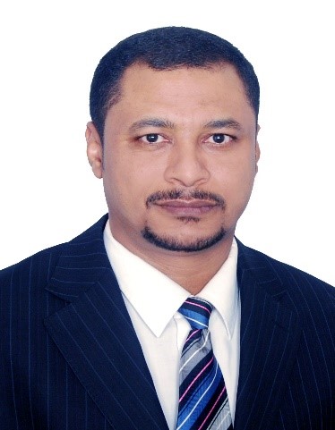 Photo of the faculty member
