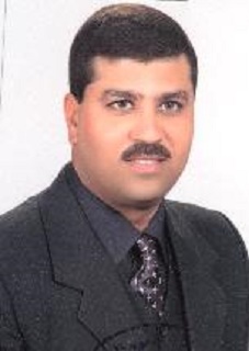 Photo of the faculty member