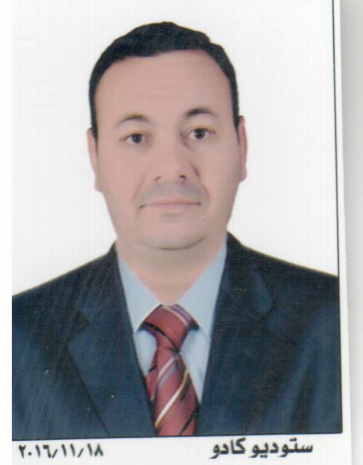 Photo of the faculty member