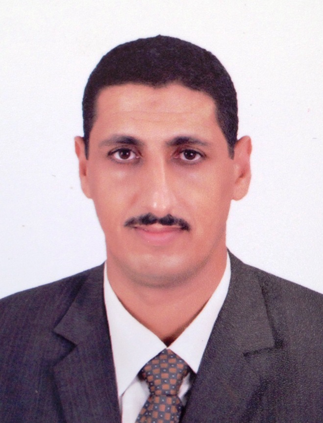 Photo of the faculty member