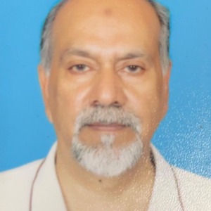 Photo of the faculty member