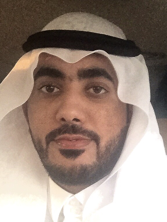 Photo of the faculty member