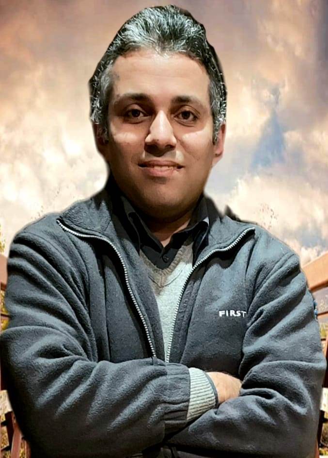 Photo of the faculty member