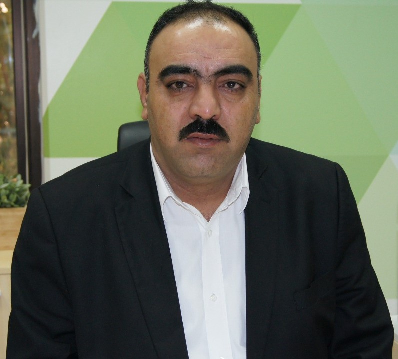 Photo of the faculty member