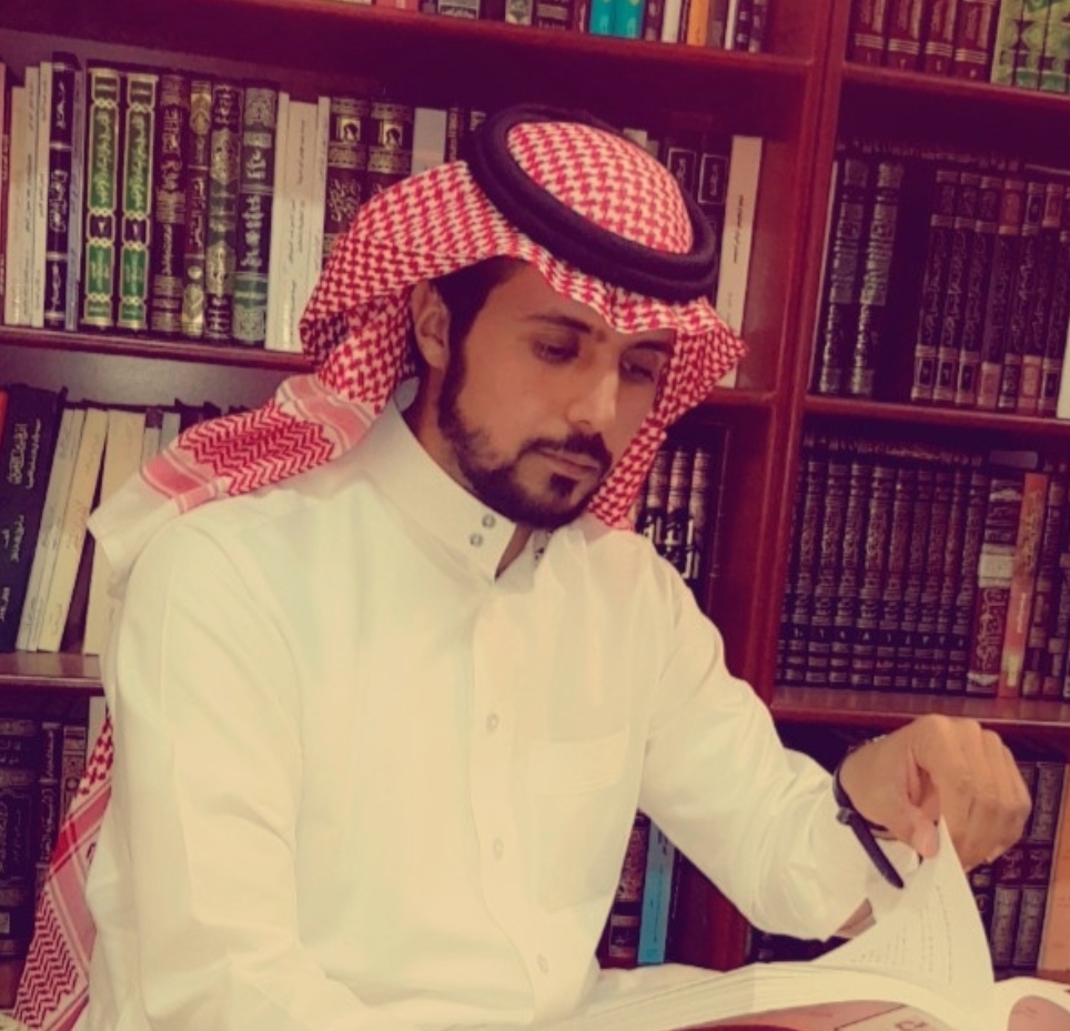 Photo of the faculty member