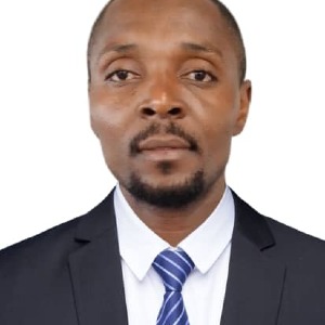 Photo of the faculty member