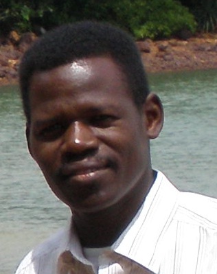 Photo of the faculty member