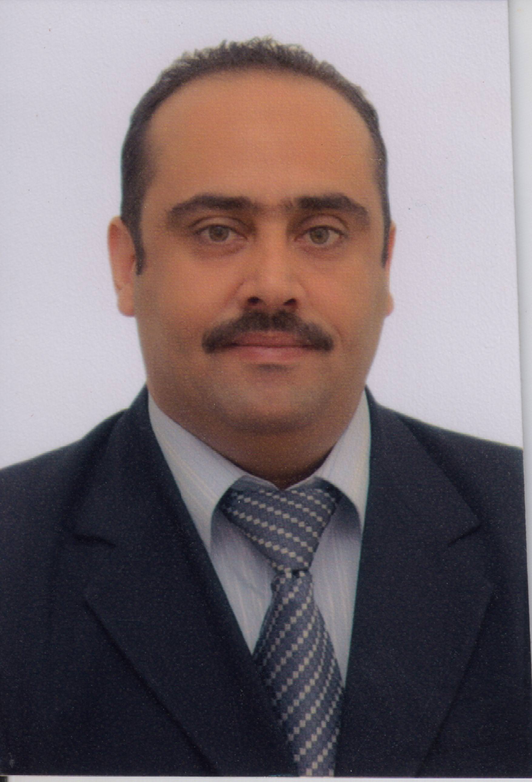 Photo of the faculty member